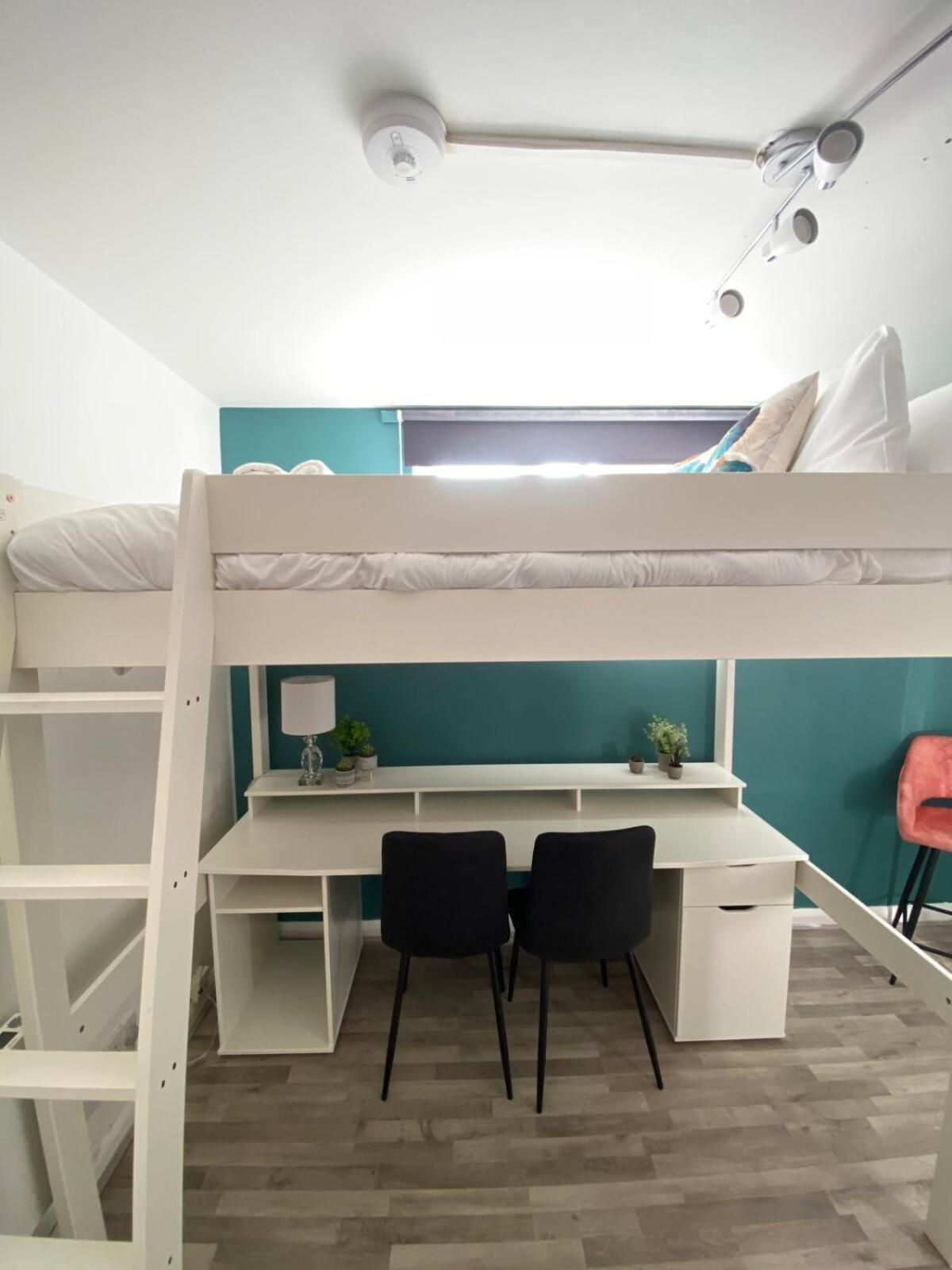 Lägenhet Bright And Compact In The Heart Of