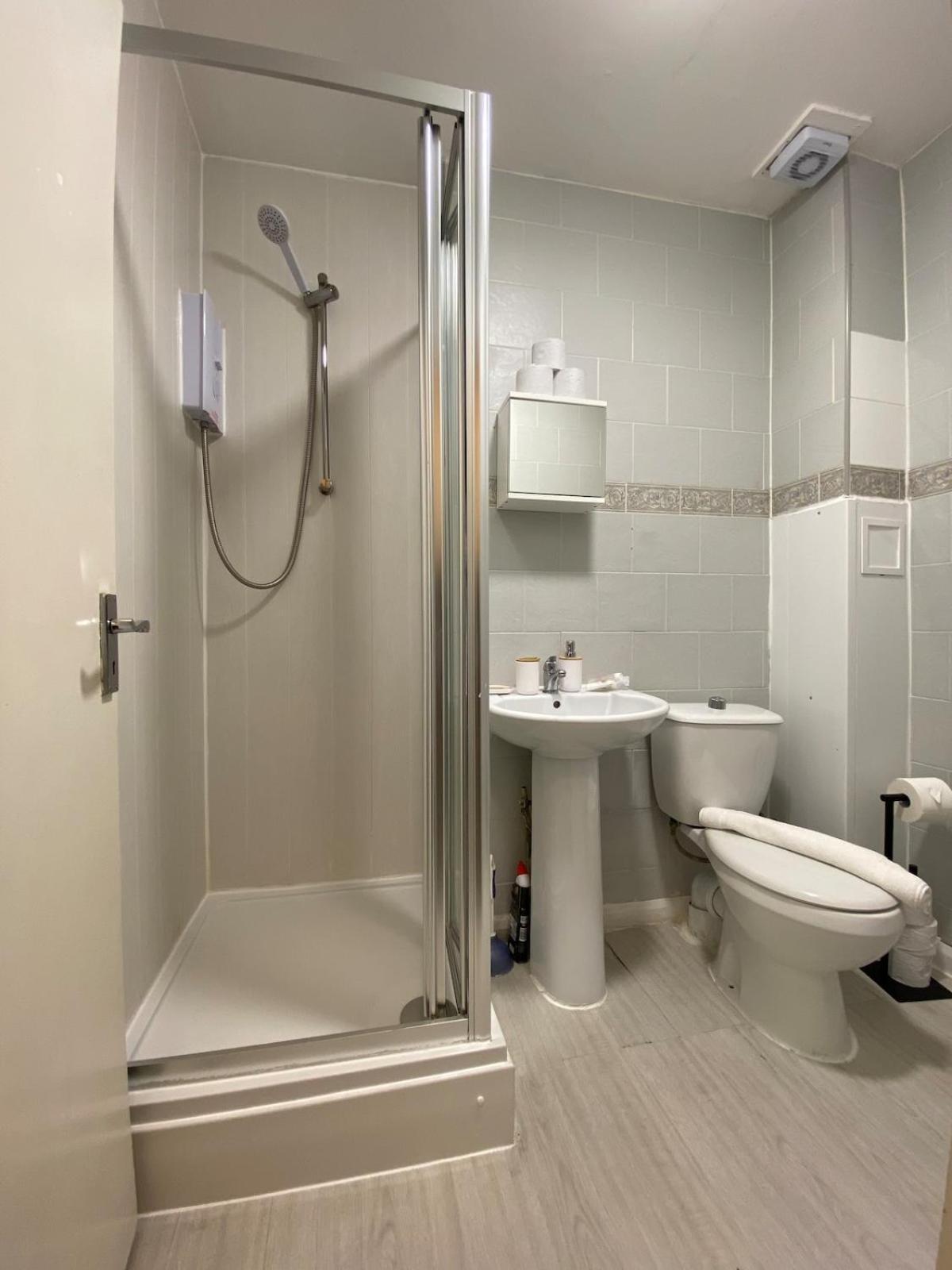 Bright And Compact In The Heart Of Lägenhet London