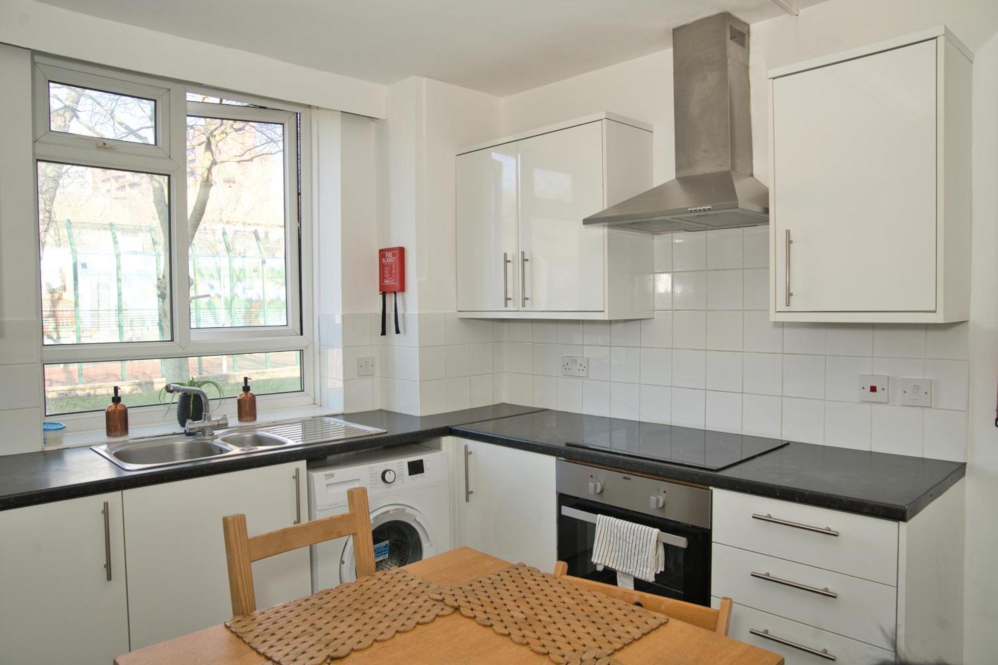 Appartamento Stunning 4 Bedroom In Swiss Sleeps 10 *