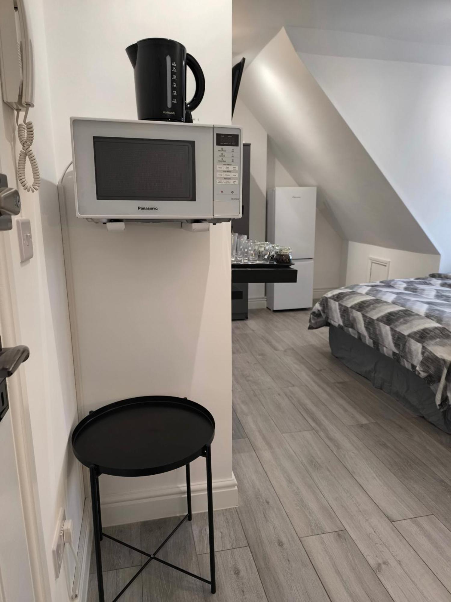 Rum i privatbostad Full Equiped Rooms, Tooting Broadway Station London