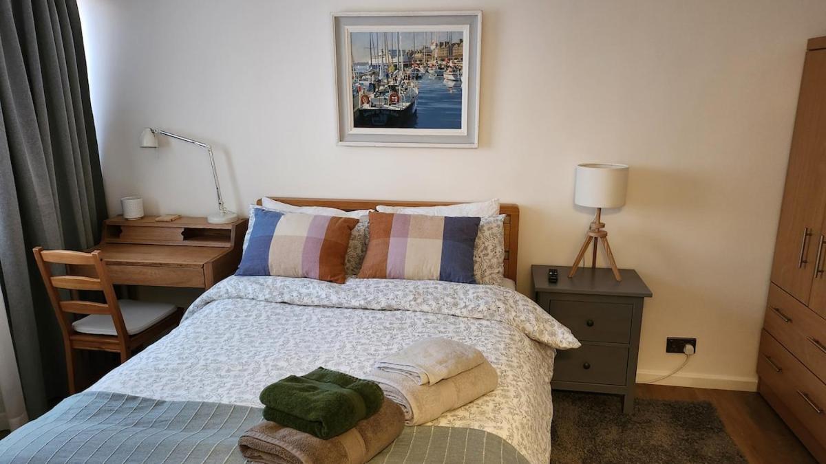 Pimlico Flat With Views Of Zone 1