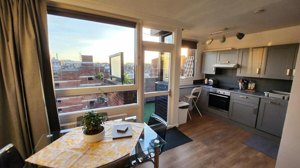 Pimlico Flat With Views Of Zone 1