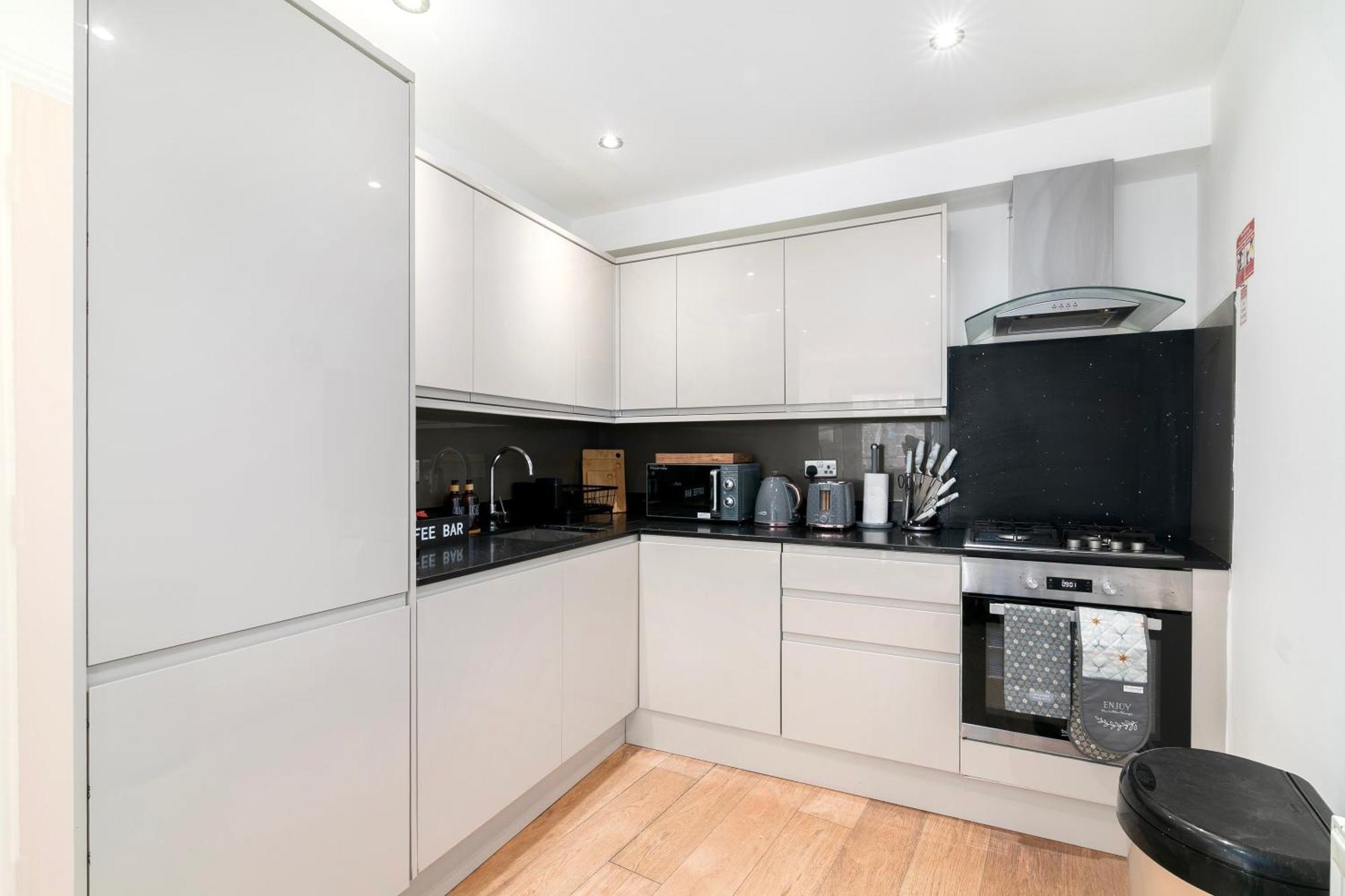 Holiday home Brick Lane E2 3 Bedroom 2 Living 2 Bathroom Balcony *