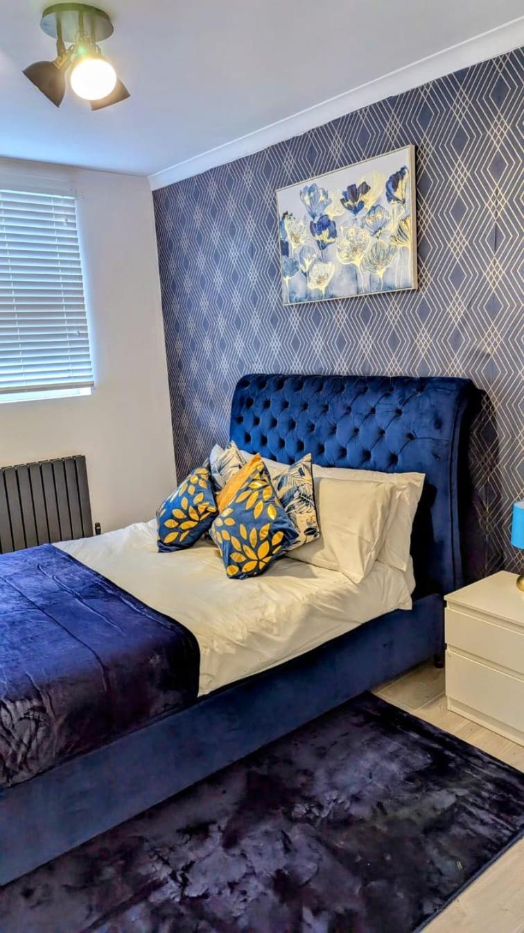 Luxury & Stylish Ground Floor 1bed Apartment, 5 Minutes Walk To Crystal Palace Train Station * Londen