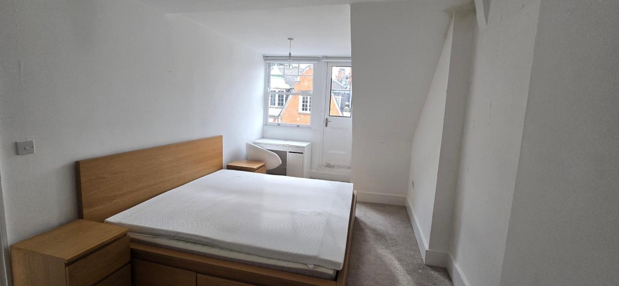 3-bed In The Heart Of Fitzrovia Appartement Londen