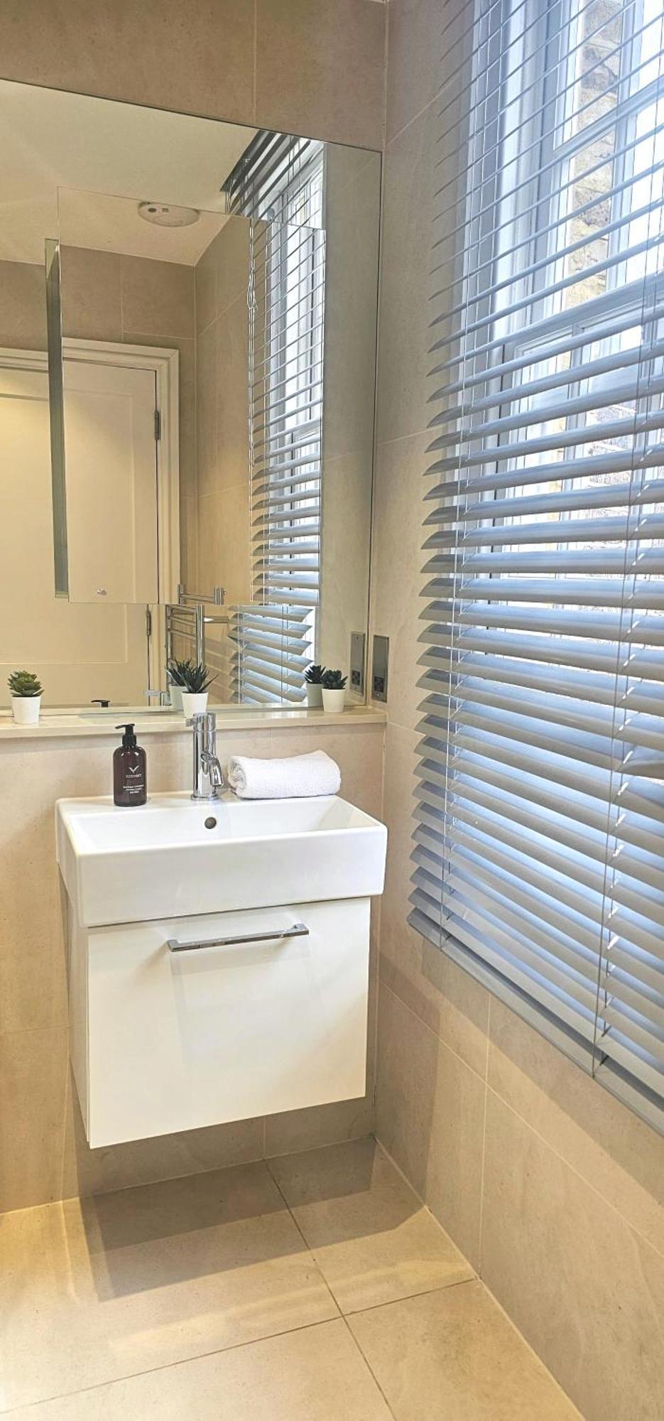 Appartement Spacious Fitzrovia 3 Bed