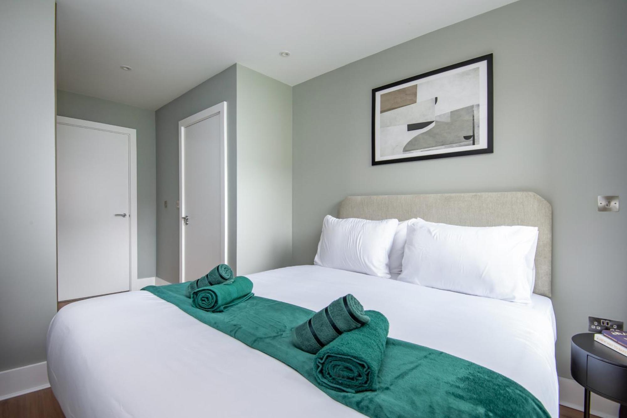 Montana - Modern Comfort & Prime Location * Londen