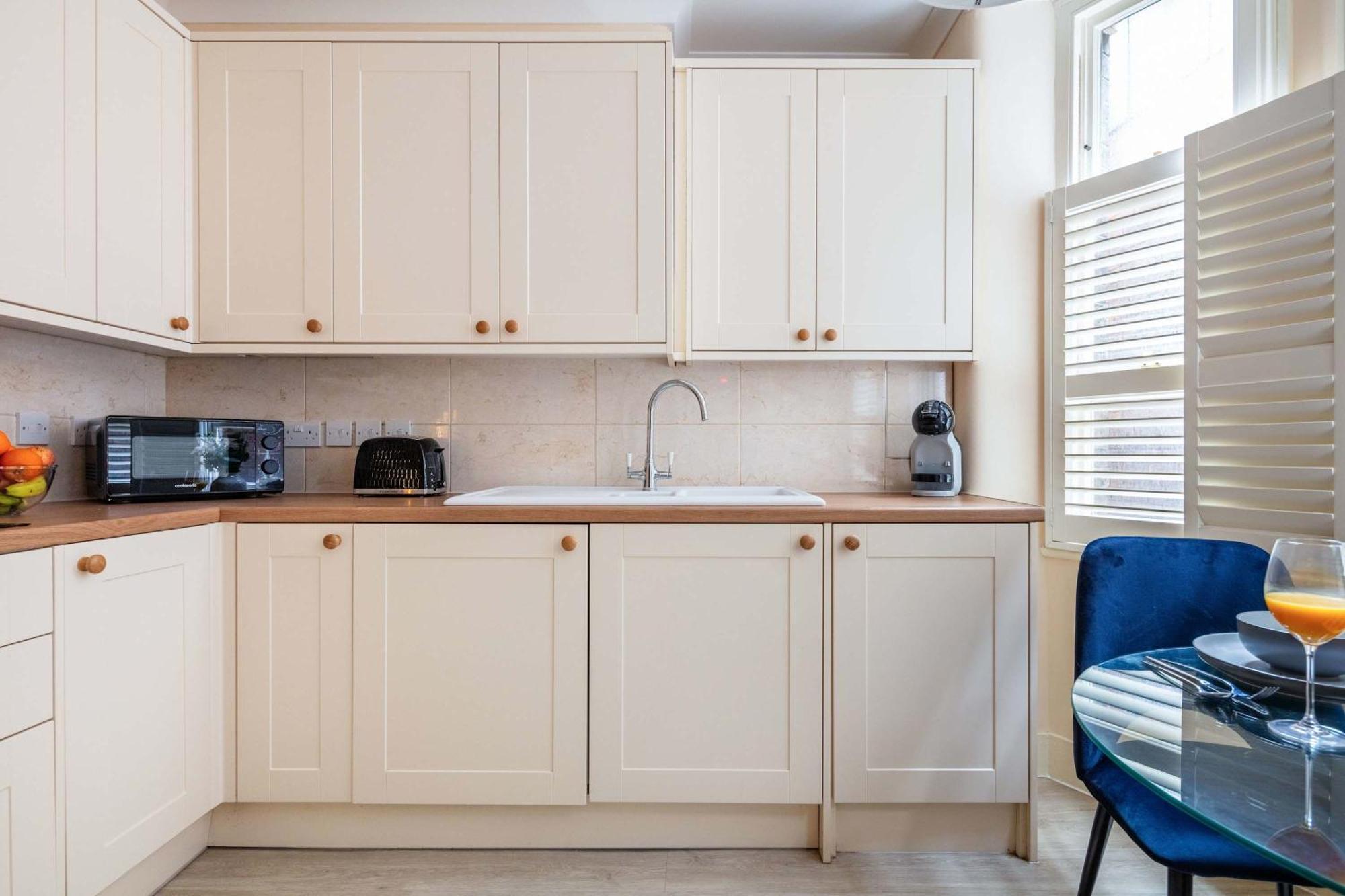 Apartment Bnbnova - Heart Of Mayfair - 3br - Bond St London