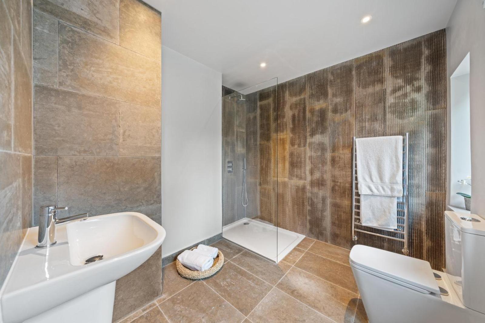 Luxurious 4 Bedroom In Kensington * London