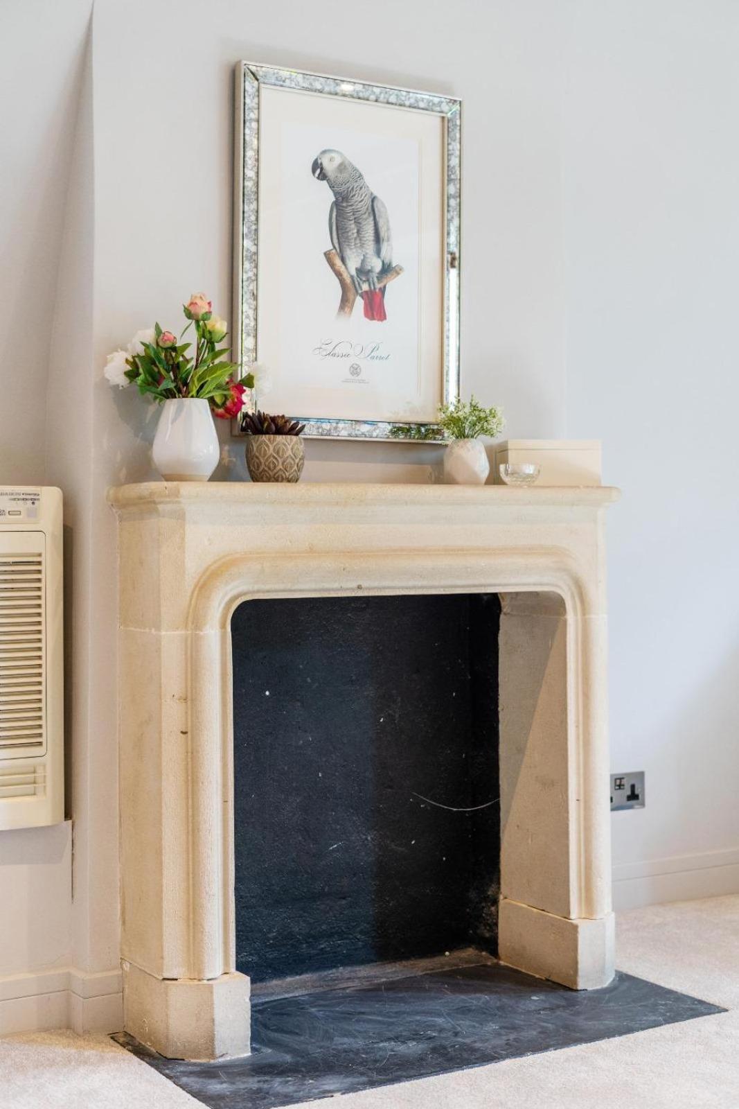 Luxurious 4 Bedroom In Kensington Holiday home *