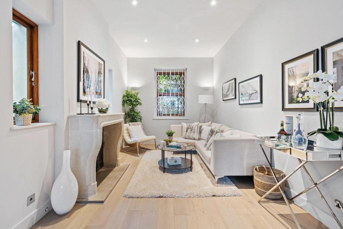 Luxurious 4 Bedroom In Kensington