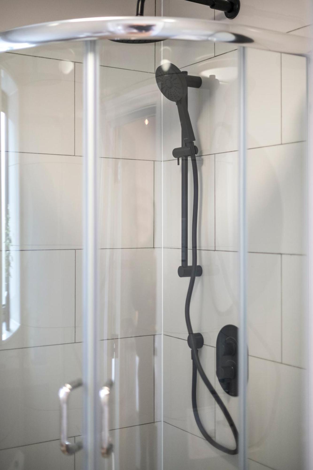 Stylish I Extended I Free Parking Appartement *