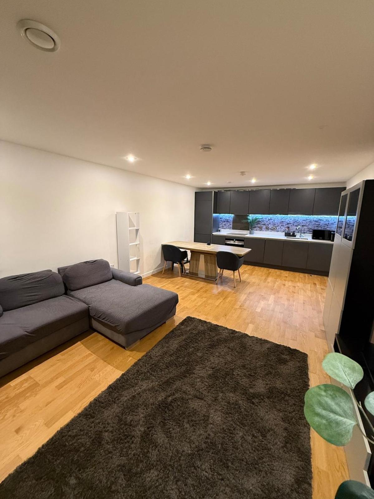 New 2 Bed Greenwich * Londres