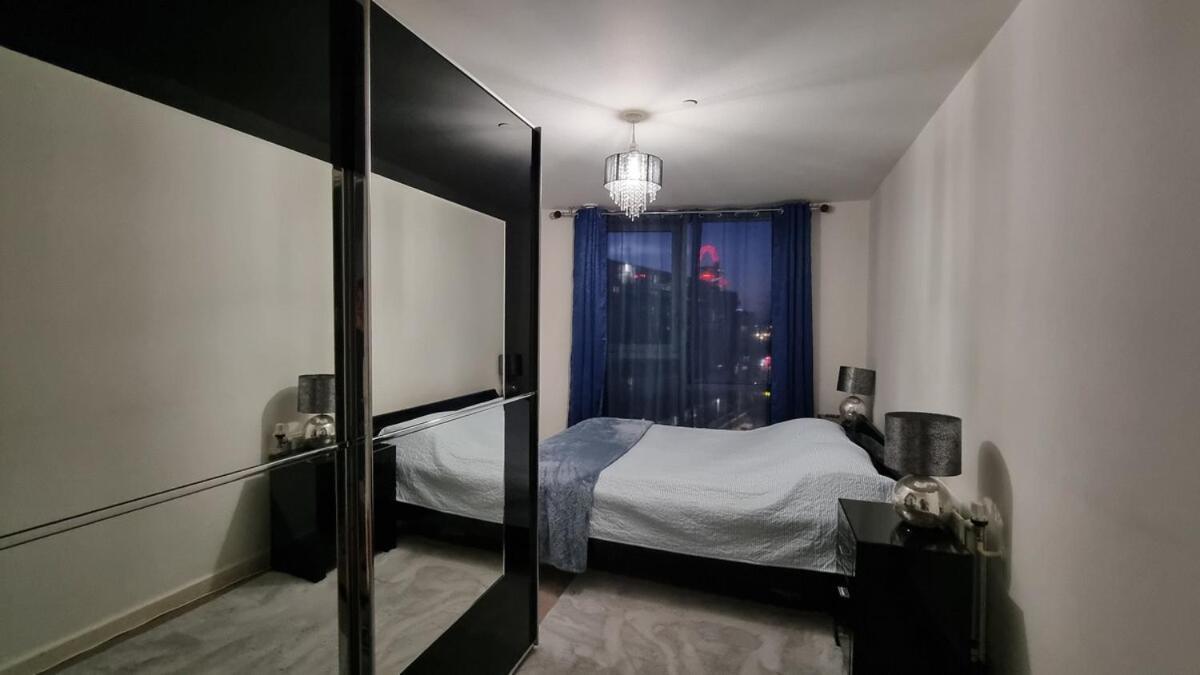 Apartment Stunning 2 Bedroom 2 Bathroom Flat With Panoramic View London