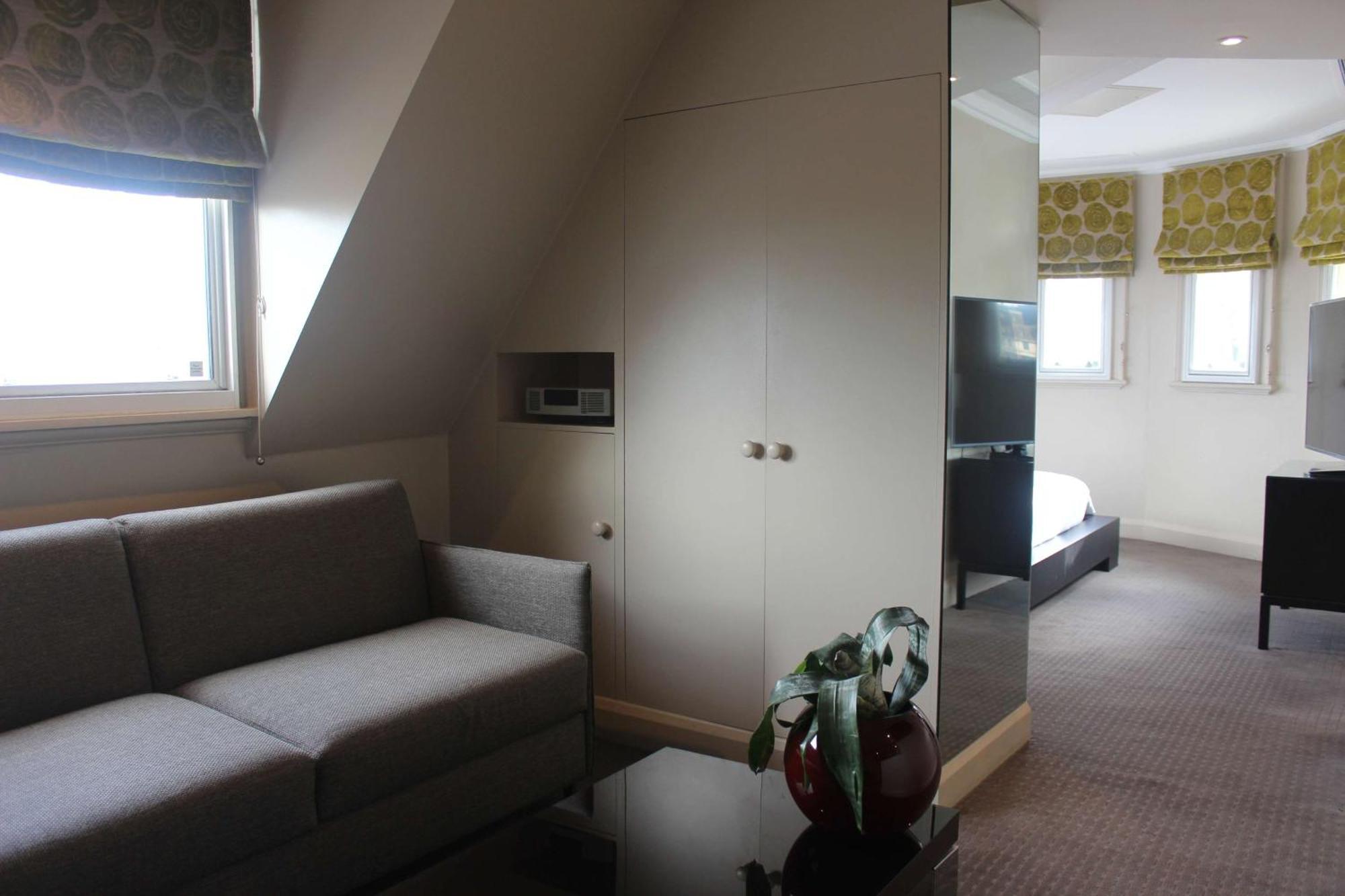 Radisson Blu Hotel, Tottenham Court Road - Formerly Kenilworth 4* London