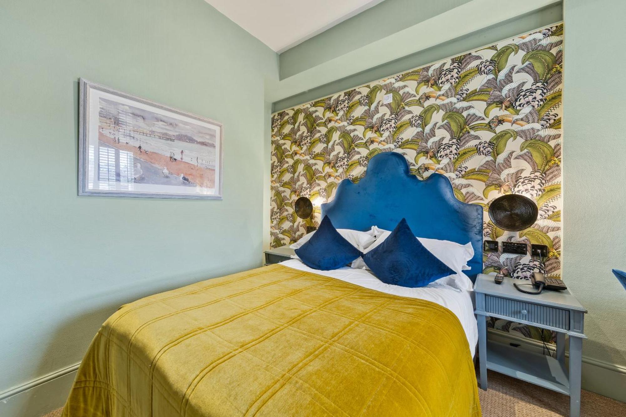 Vancouver And Hotell 3*