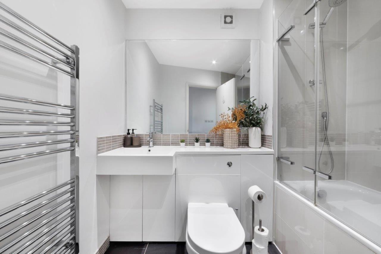 Apartment Huge Shoreditch Apartment- Private Roof Terrace London