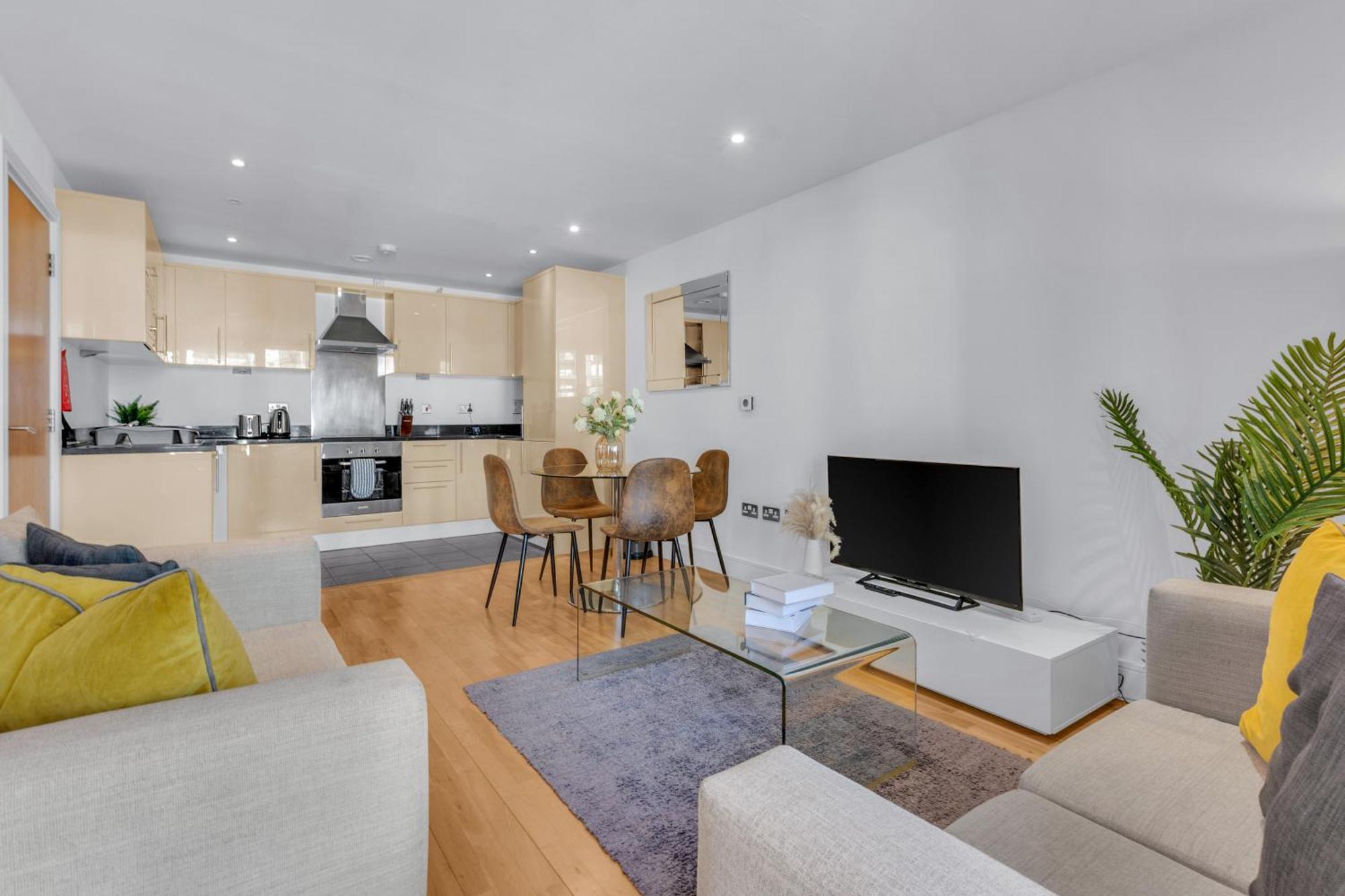 Mysquare Two Bedroom Serviced In Indescon Square London