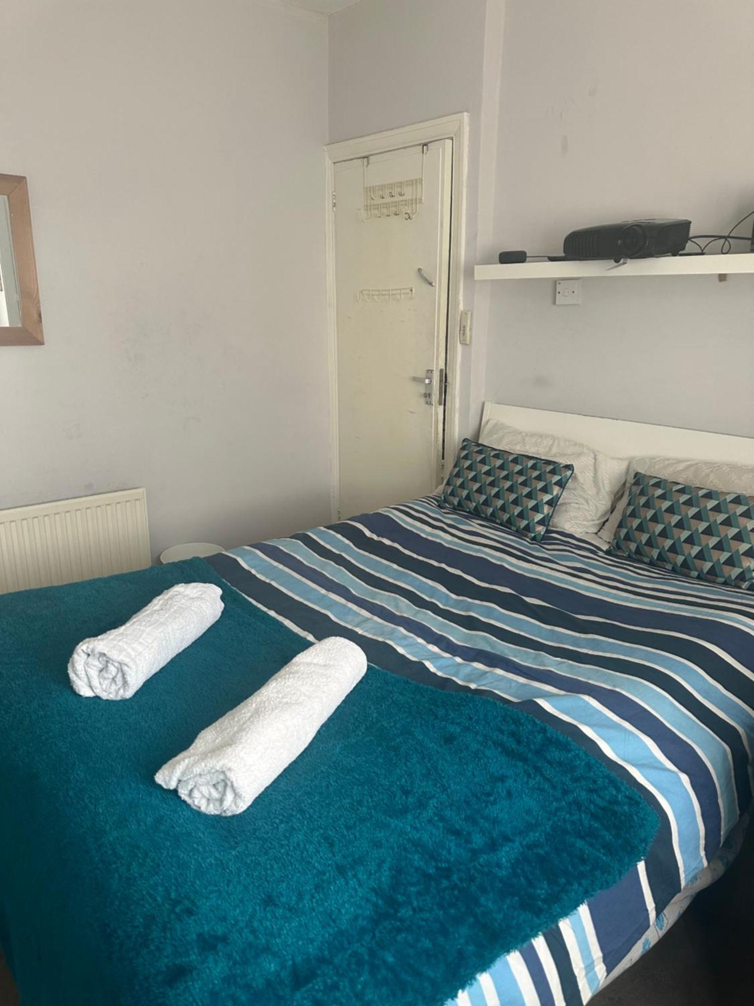 Pensionat Self-contained En-suite Very Close To Wembley Stadium