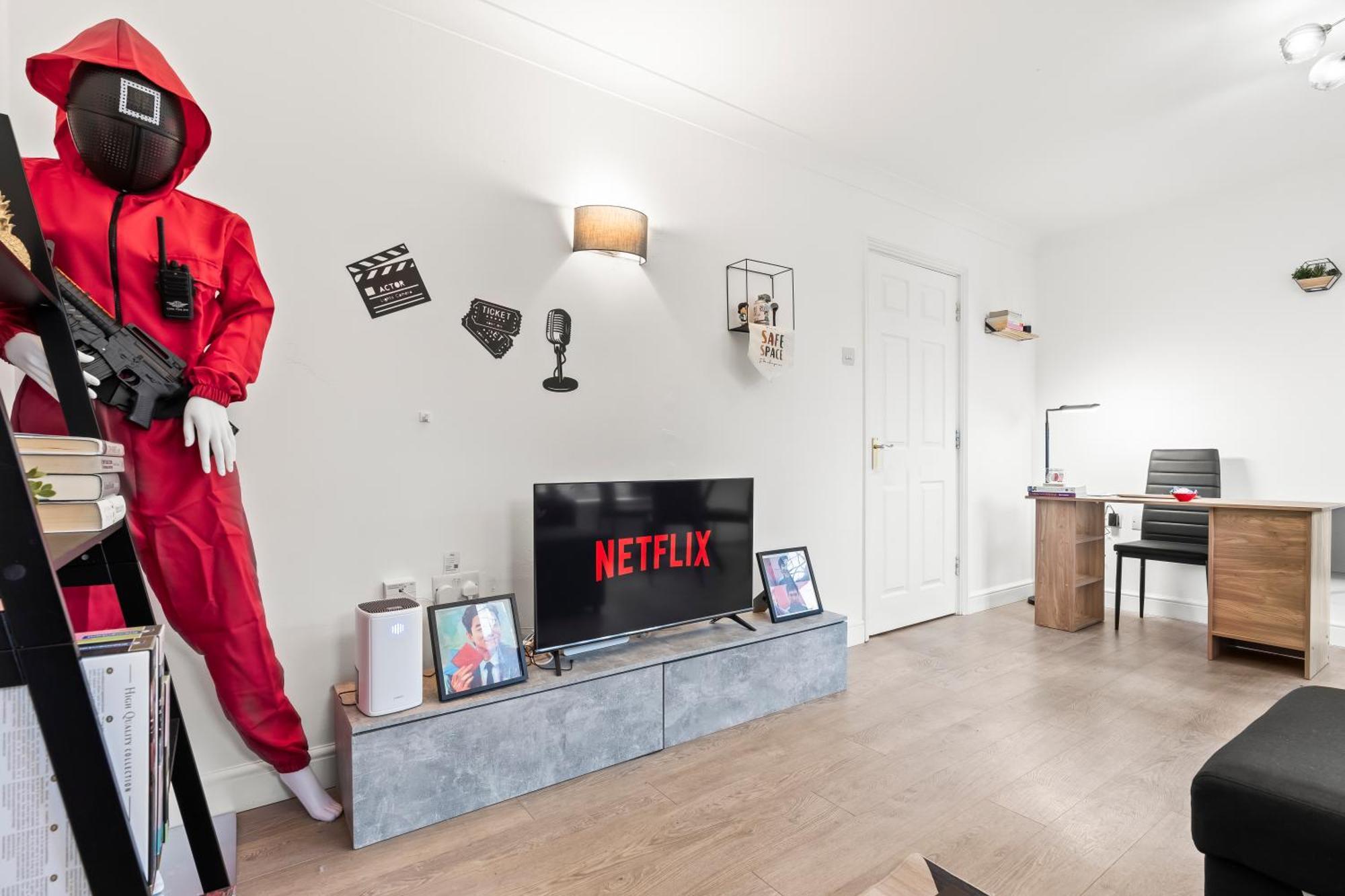 2br Sleeps 6- 5 Mins To Canary Wharf Free Parking Squid Game Themed - Apartment