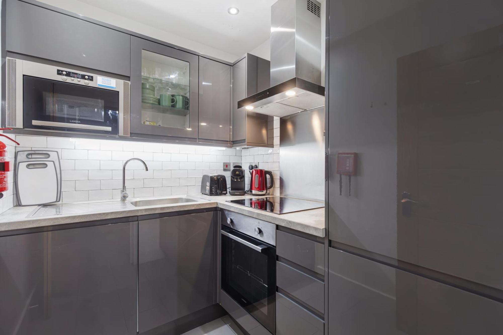 5 Bedroom Flat In Paddington Apartment London