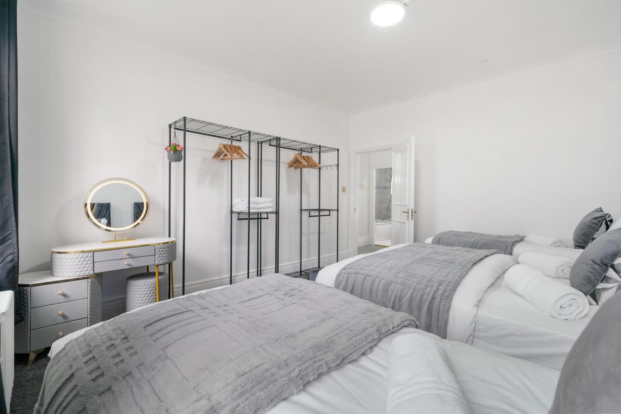 Apartment Elegant 2-bedroom In Prime Marble Arch 23gm London