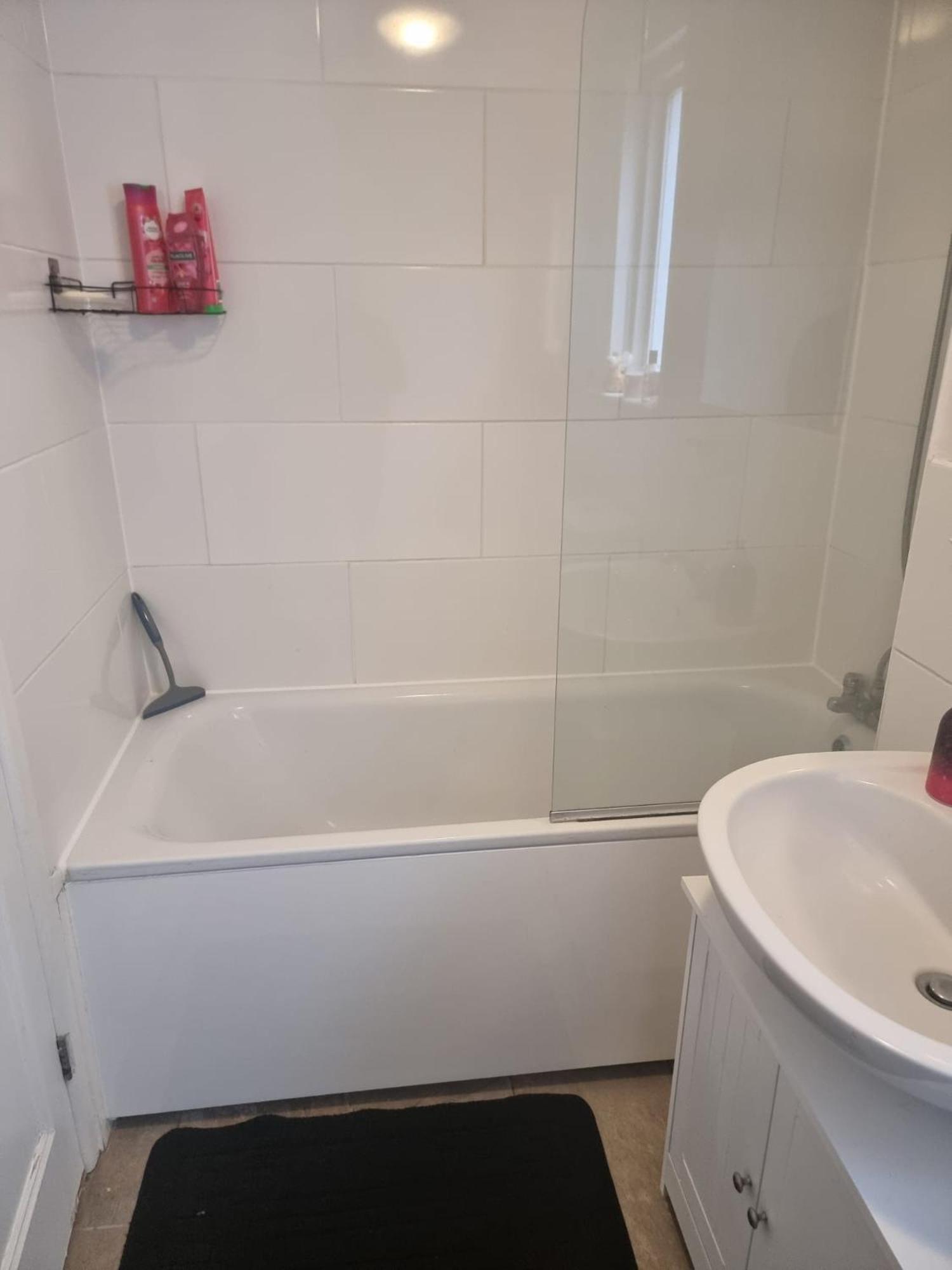 Cozy 1-bedroom Retreat In The Heart Of - Clapham Junction Londen