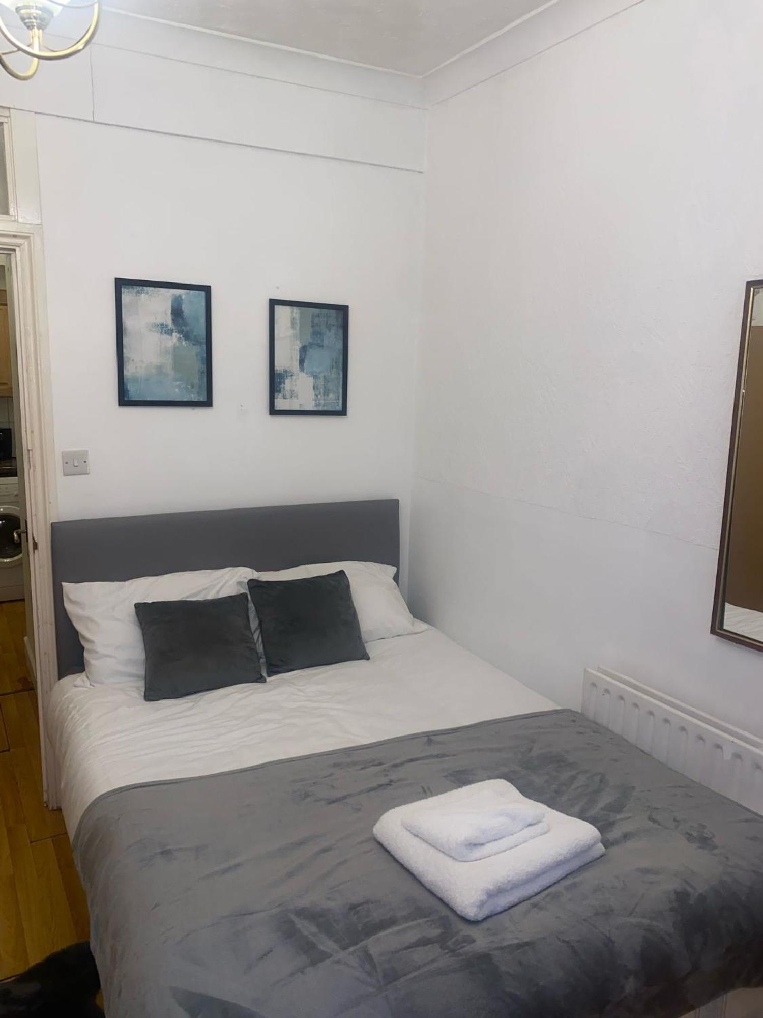 Appartement Cosy Spacious Flat,n18 Londen