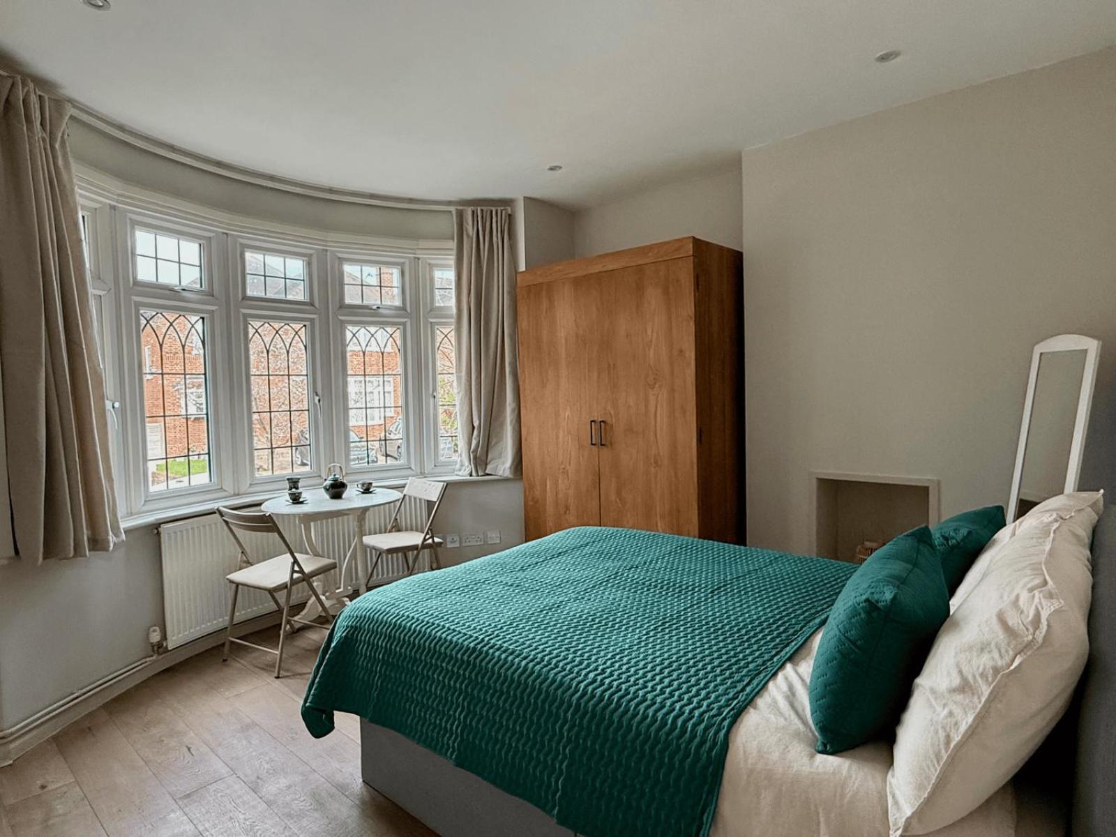 Lejlighed Spacious 3br In Heart Of Wimbledon