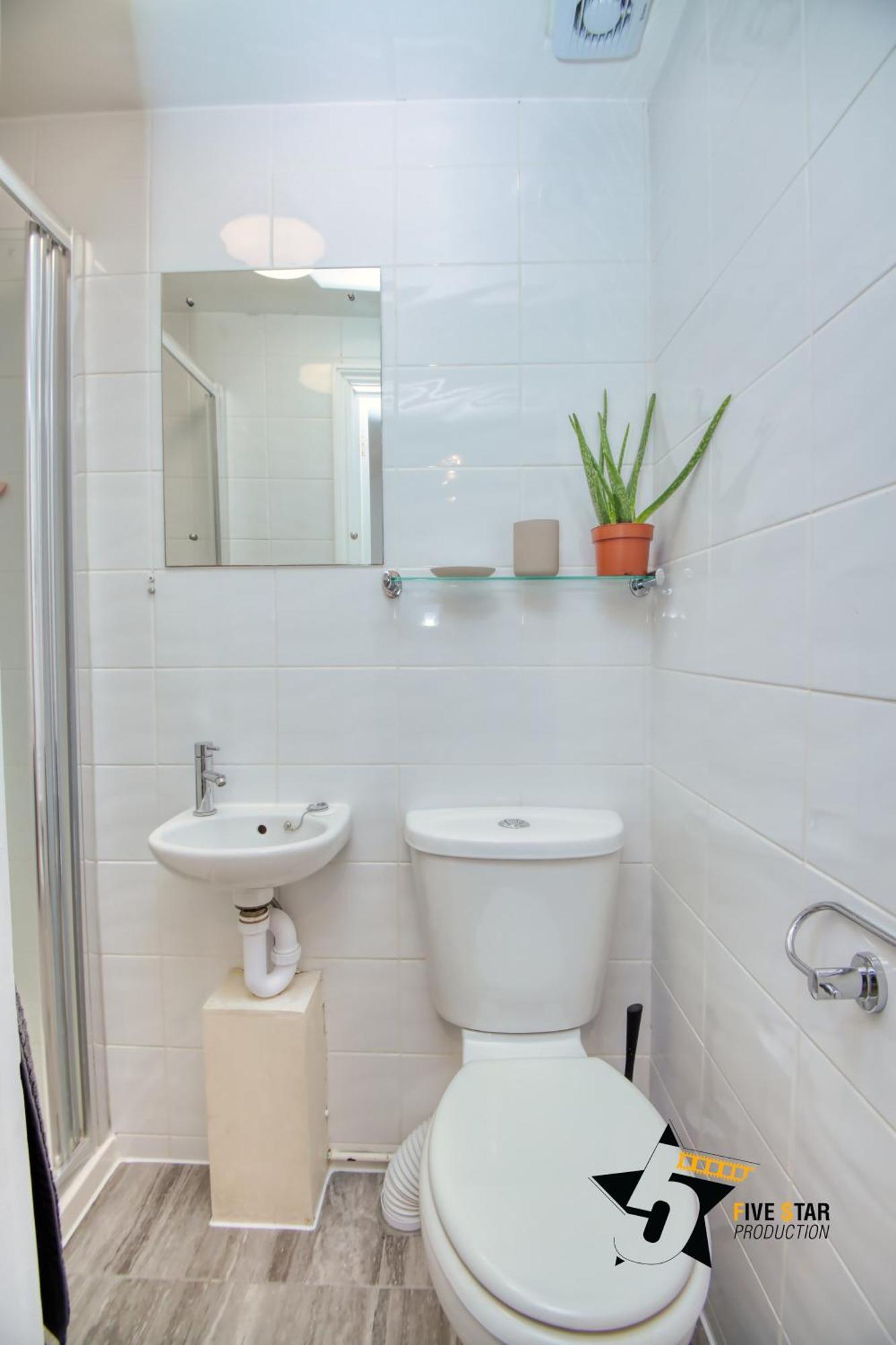 Westbourne Grove Apartment