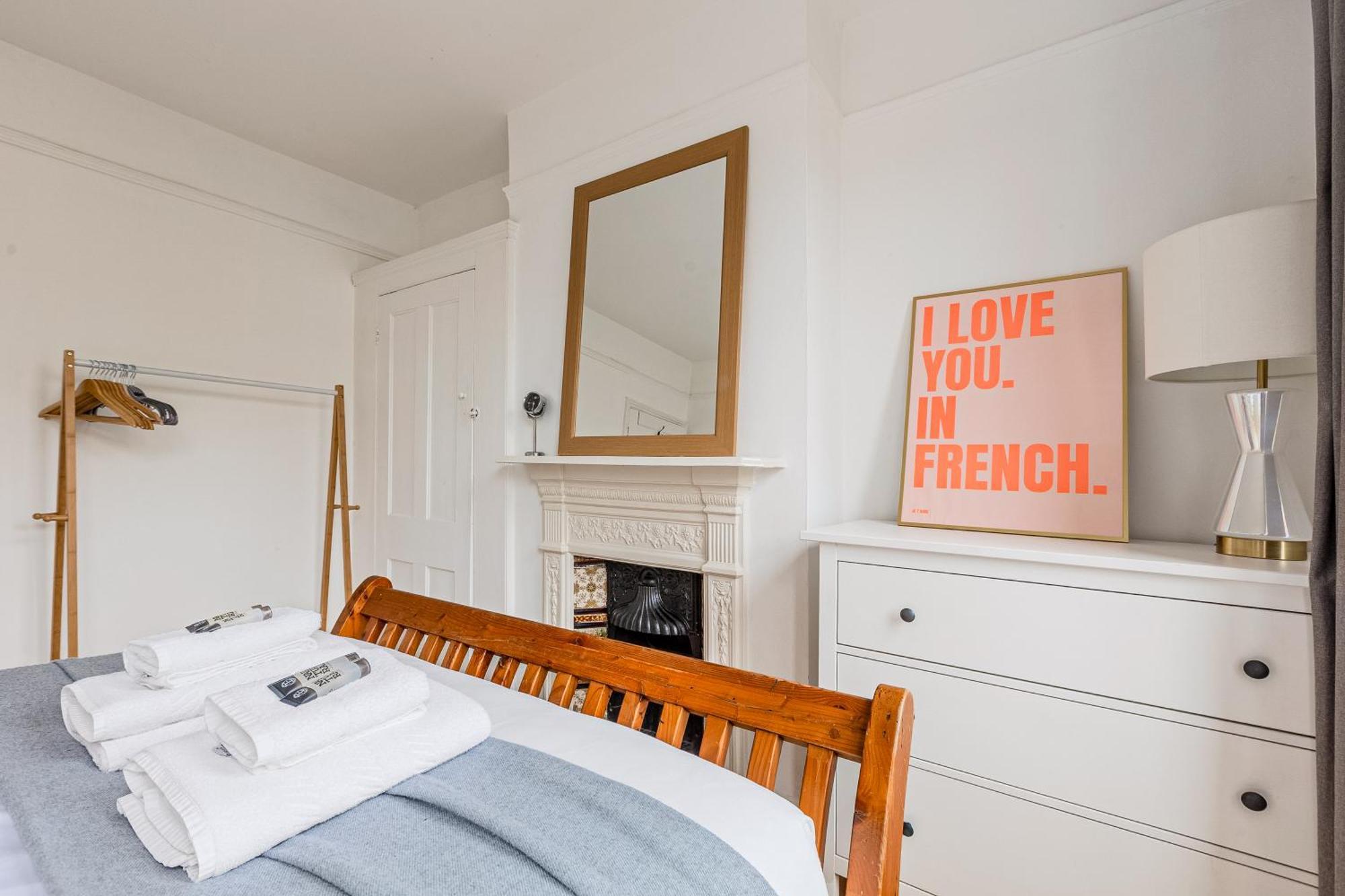 2-br Gem In Leafy Sydenham Area With Private Garden Londres