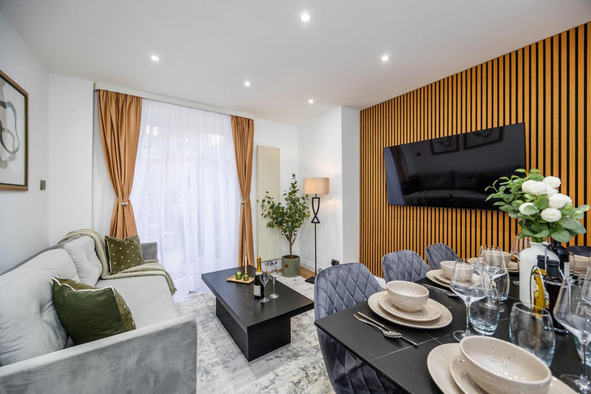Lägenhet Modern 4 Bed Flat Prime Location