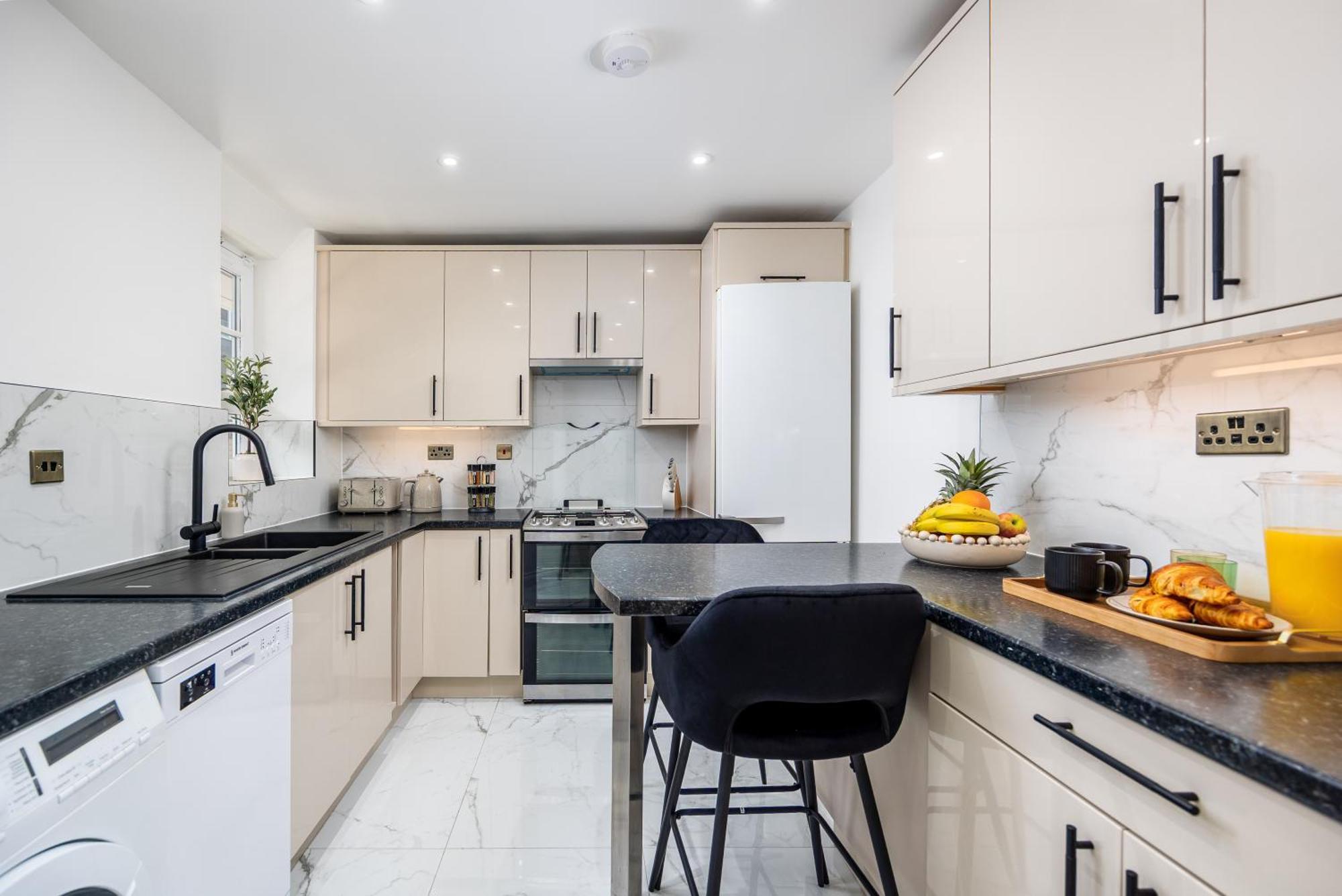 Lägenhet Modern 4 Bed Flat Prime Location London