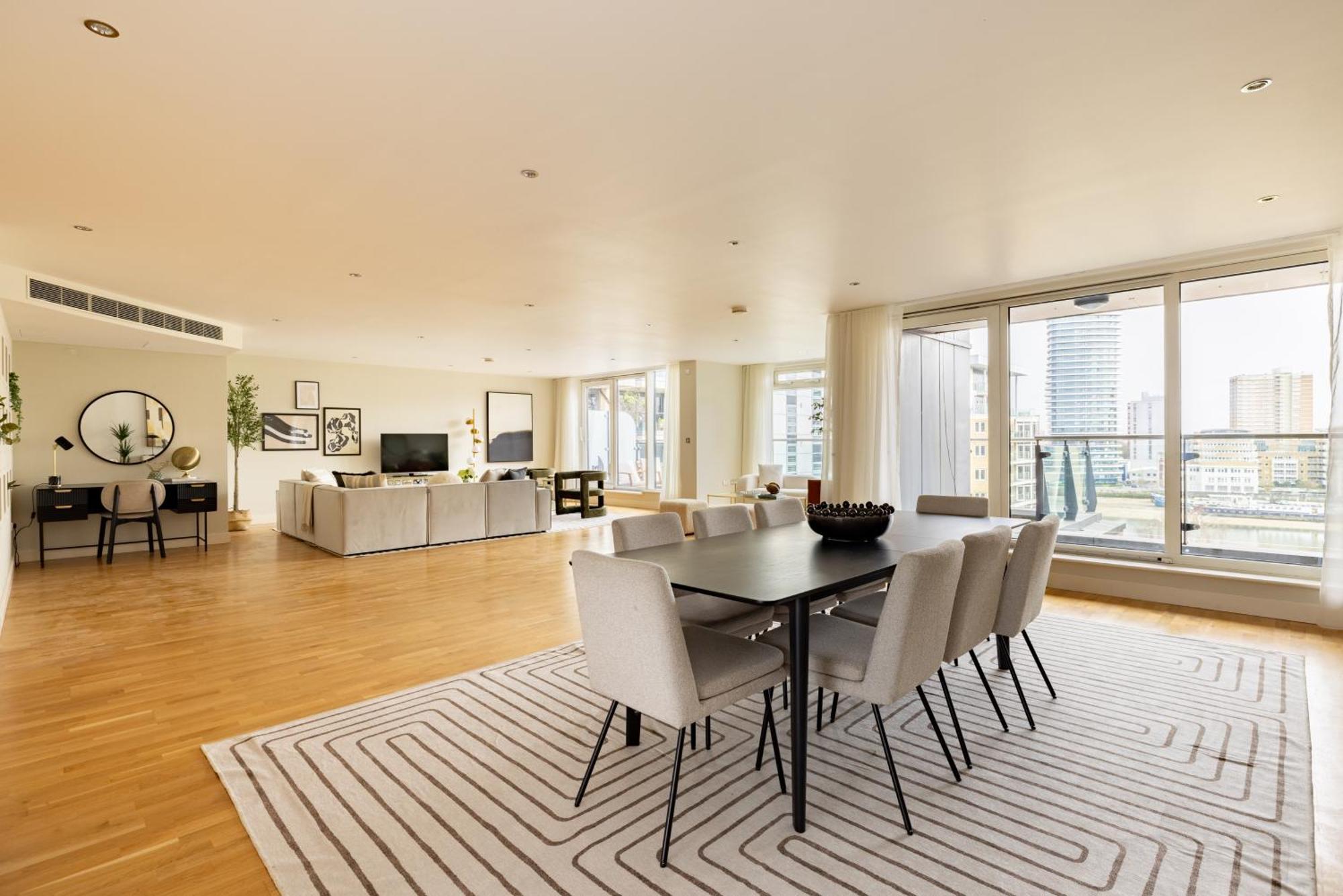 Lejlighed The Riverside - 3bdr With Balcony *
