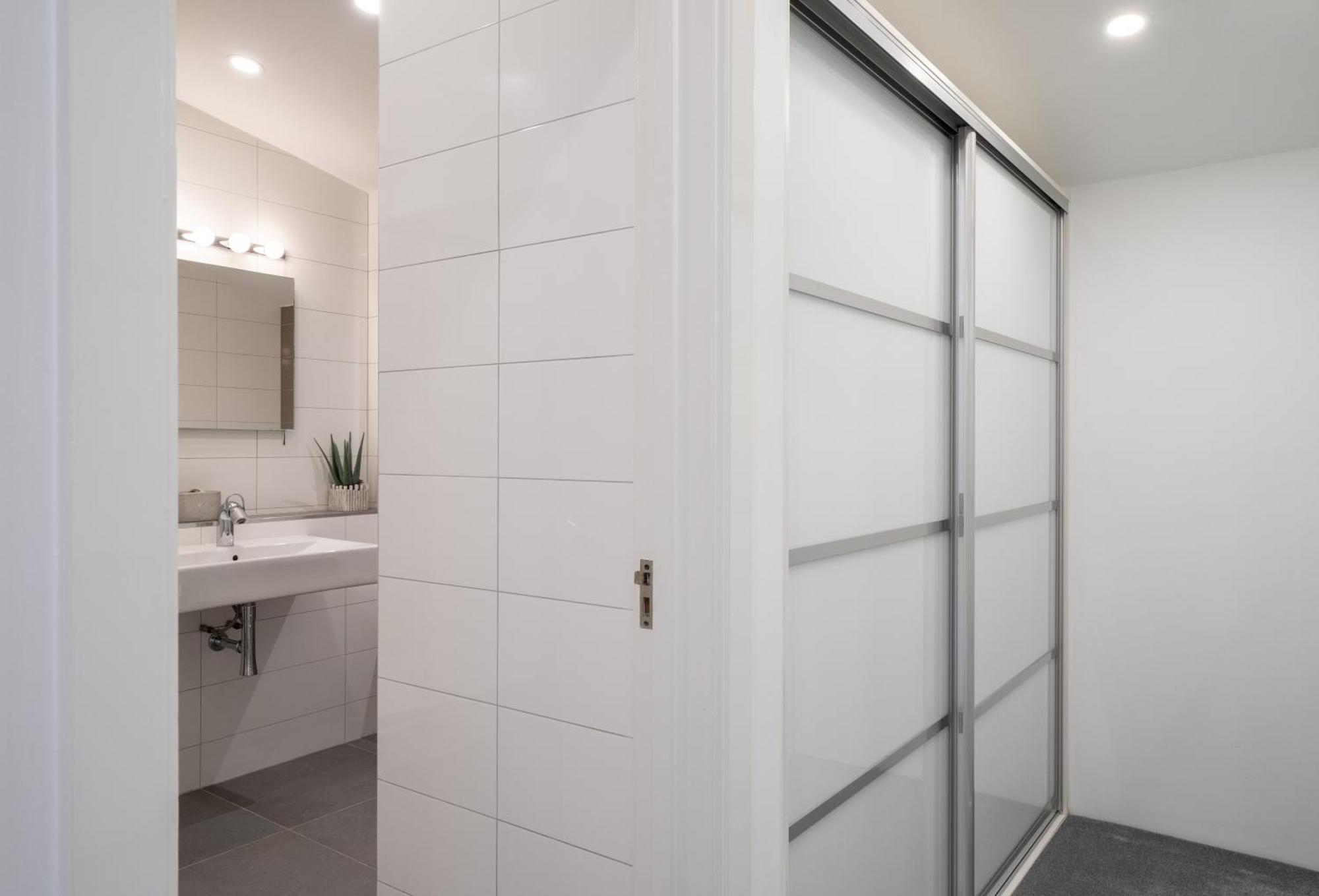 Superb 3 Bedroom Covent Garden House With 3 Ensuite Bathrooms * Londra