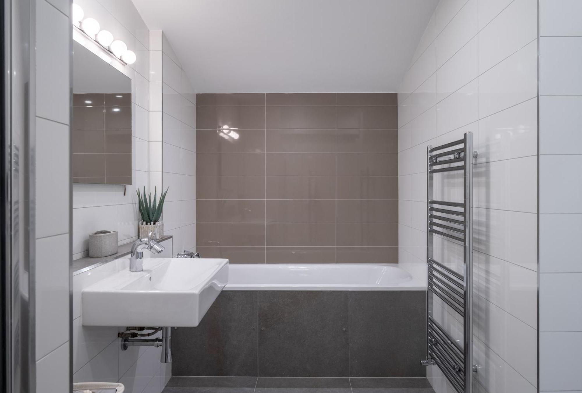 Superb 3 Bedroom Covent Garden House With 3 Ensuite Bathrooms Appartamento *