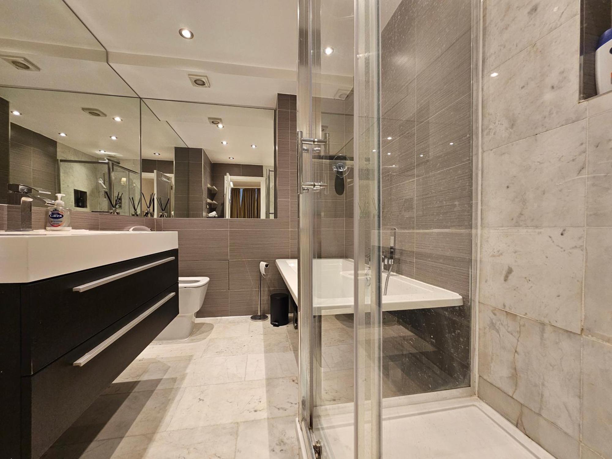 Lejlighed Luxury 2 Bedroom London