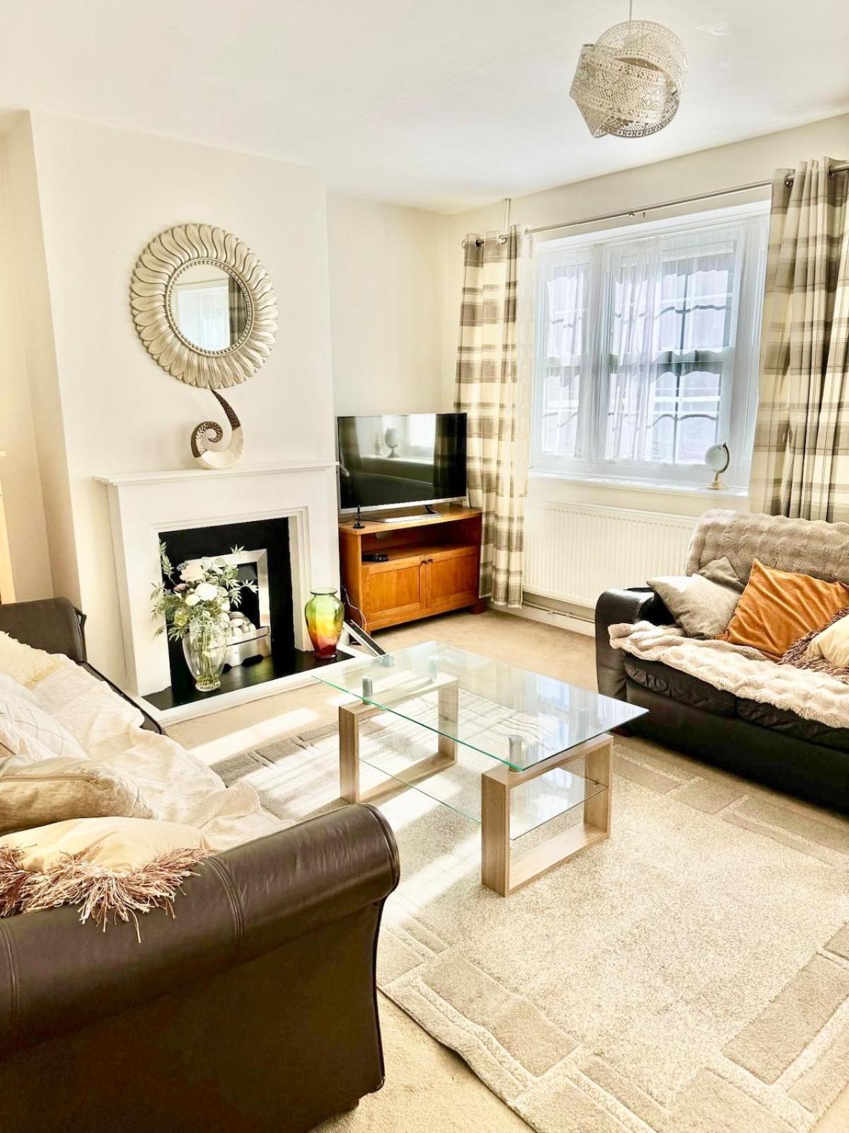 Spacious 2bed House In Clapham Common Lägenhet *