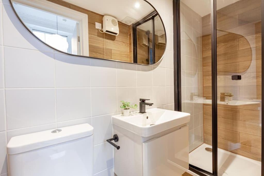 Appartement Near Queensway