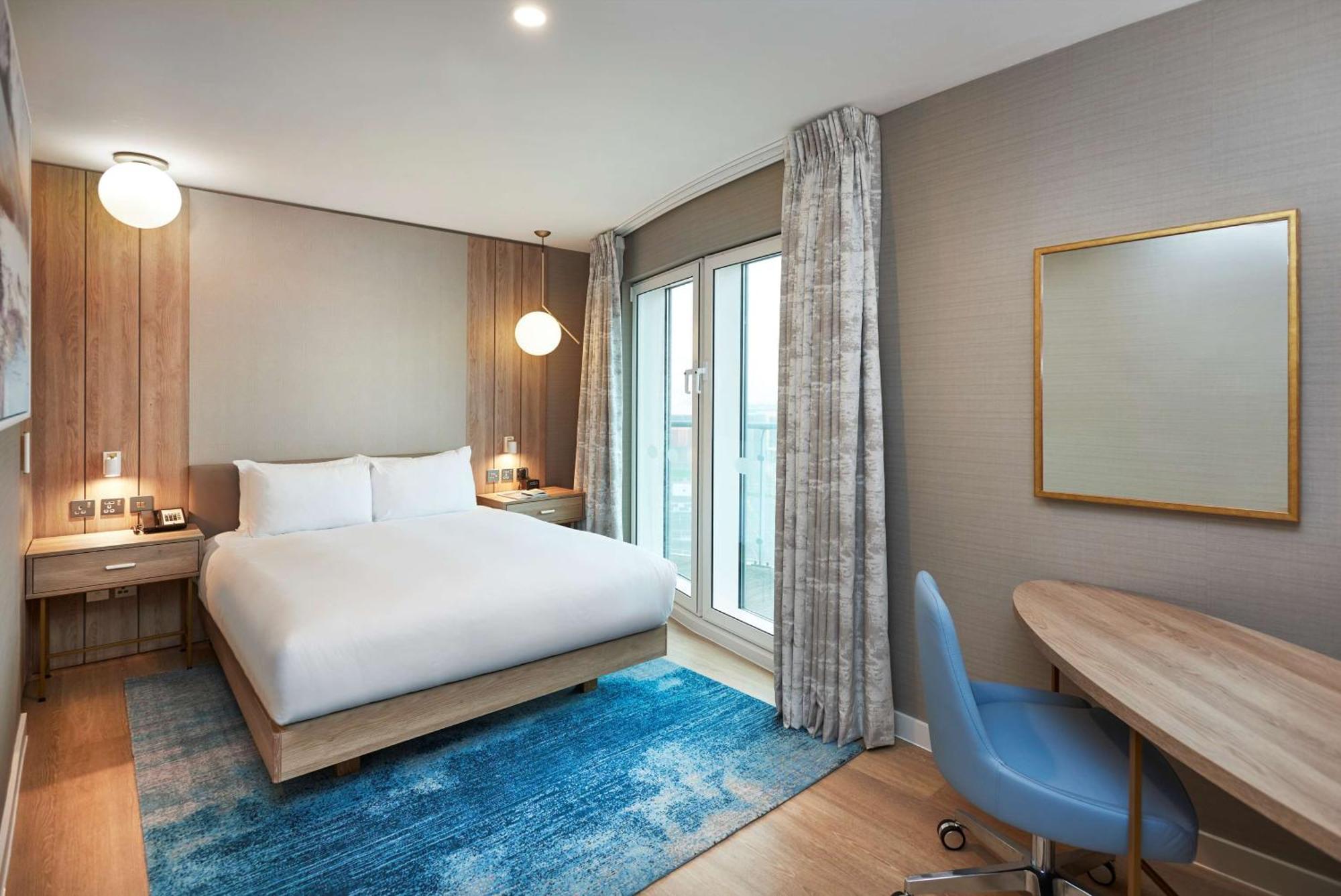Hotel Doubletree By Hilton Excel 4*