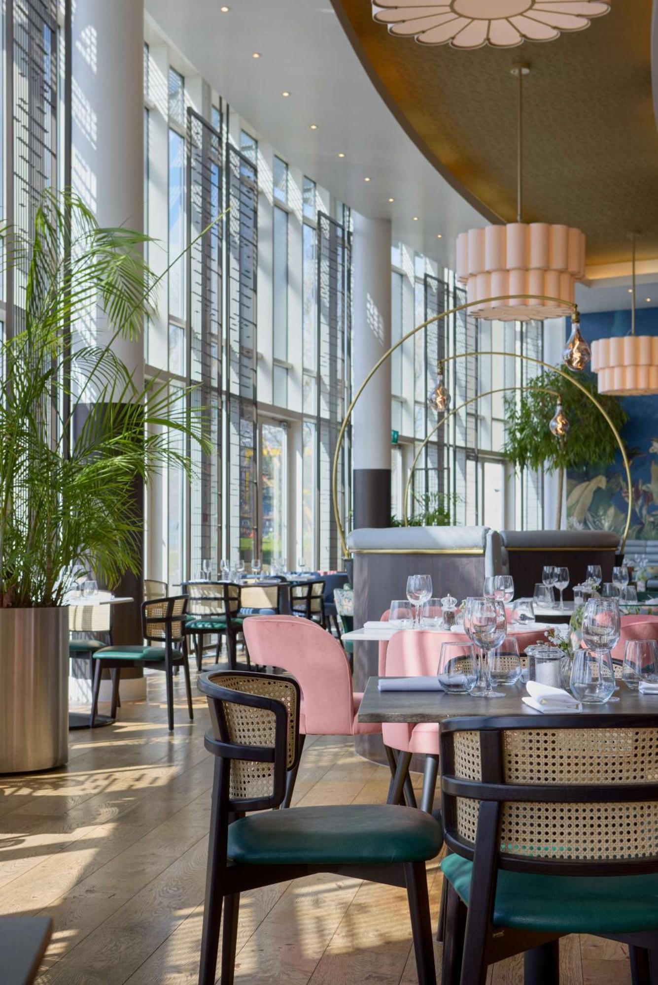 Hotel Doubletree By Hilton Excel