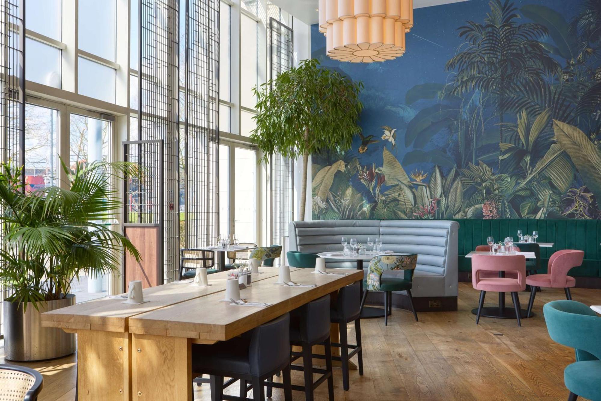 Doubletree By Hilton Excel Hotel London