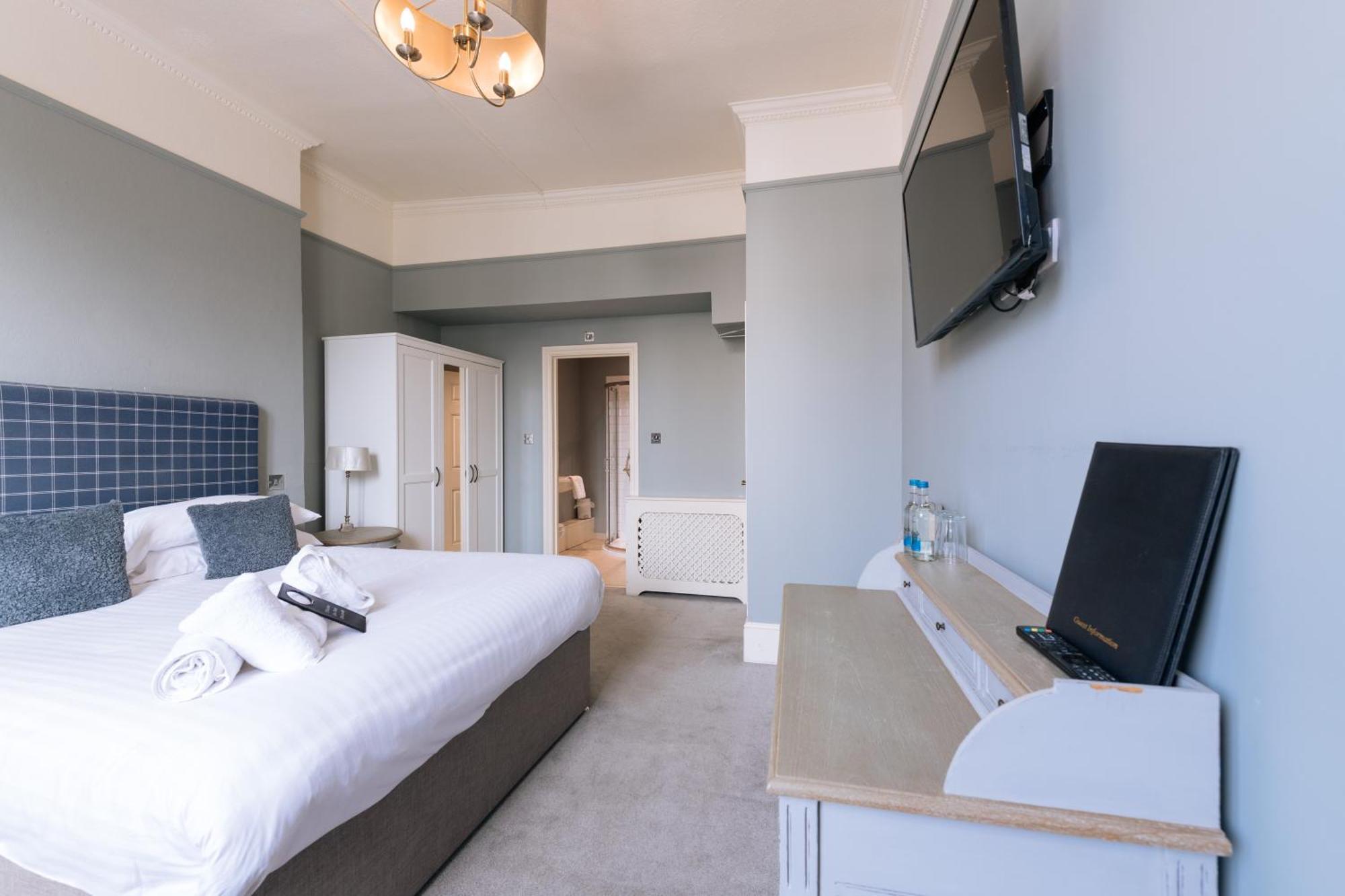 Affittacamere The Crown Pub & 4*