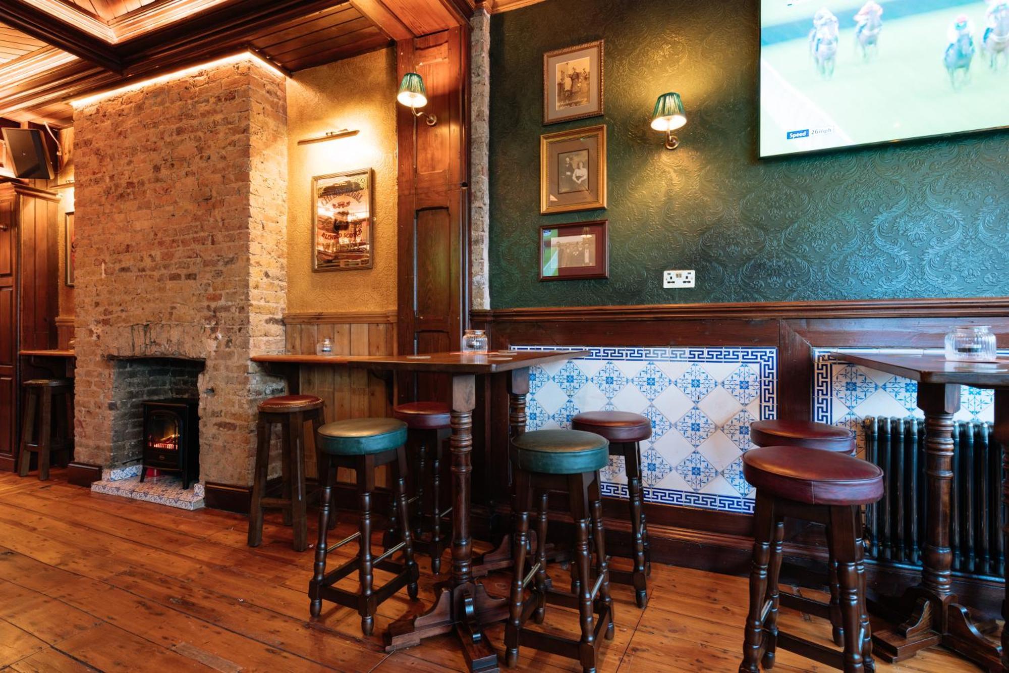 The Crown Pub & Maison d'hôtes Londres