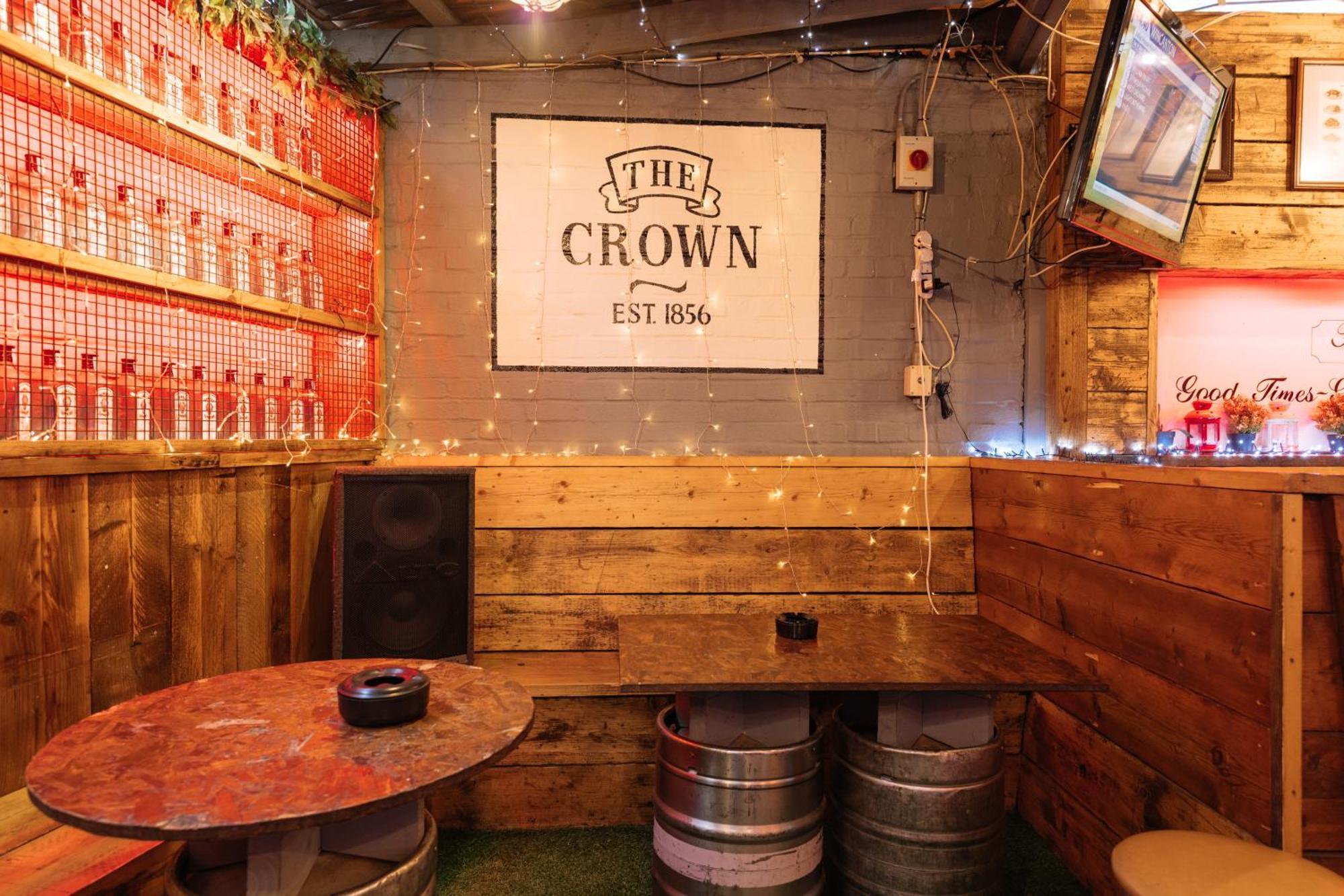 Affittacamere The Crown Pub & 4*