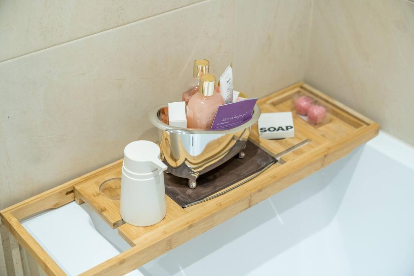 Niru Experience Hidden Secret Appartement Londen