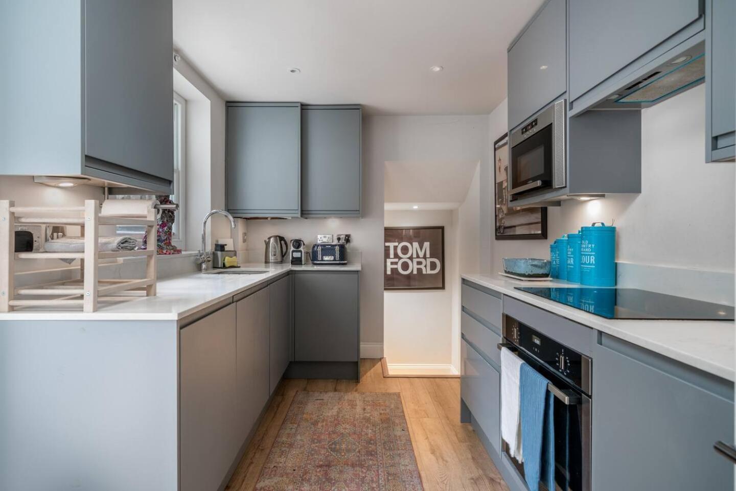 Apartment Niru Experience Hidden Secret London