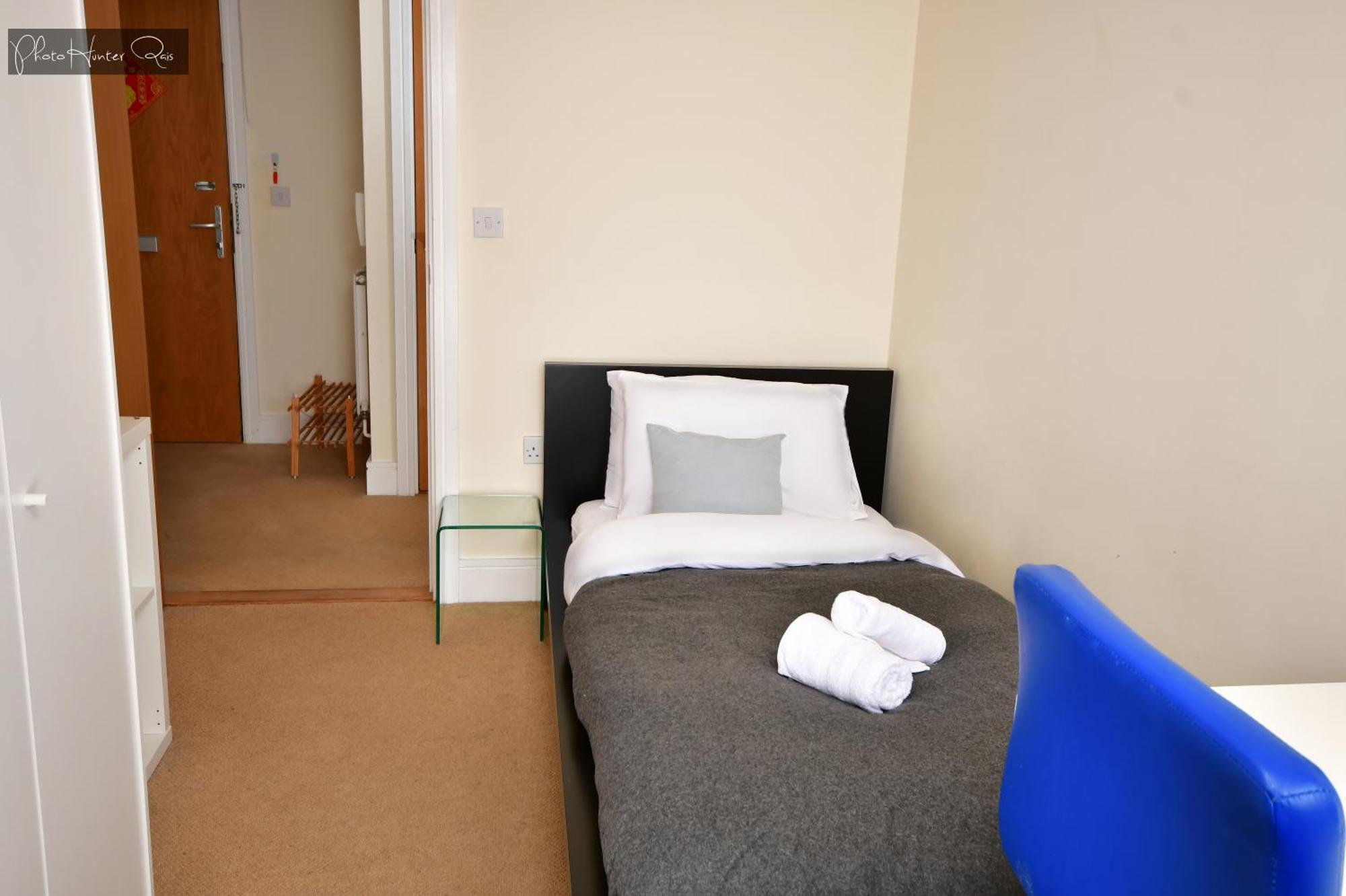 Comfortable 2 Bedroom Flat With Great View Near Canary Wharf Apartment London
