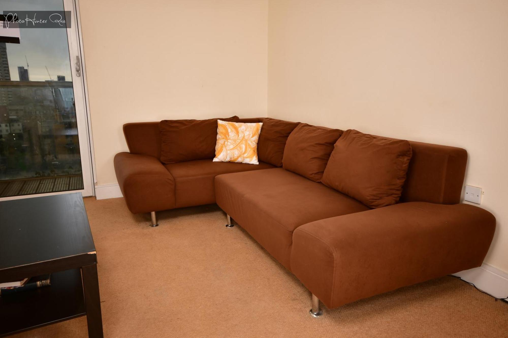 Comfortable 2 Bedroom Flat With Great View Near Canary Wharf Apartment *