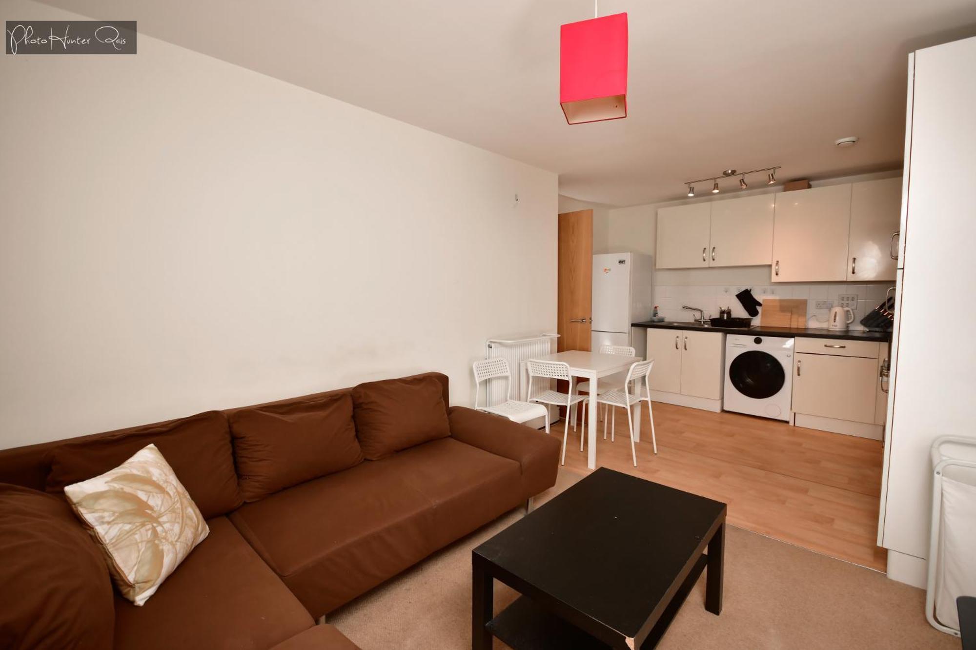 Comfortable 2 Bedroom Flat With Great View Near Canary Wharf Apartment London